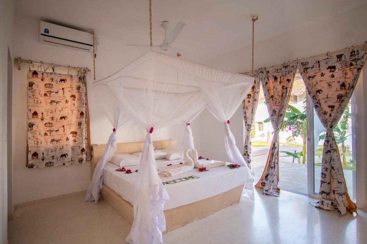 Swami - Maisha Resort Watamu Buitenkant foto