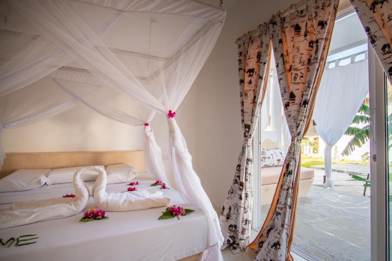 Swami - Maisha Resort Watamu Buitenkant foto